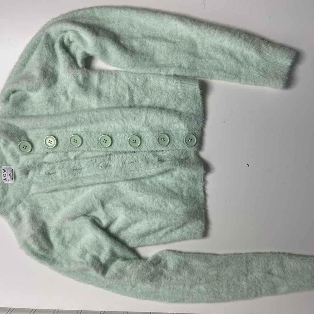 Teal cropped button up long sleeve, fuzzy, size small, great condition